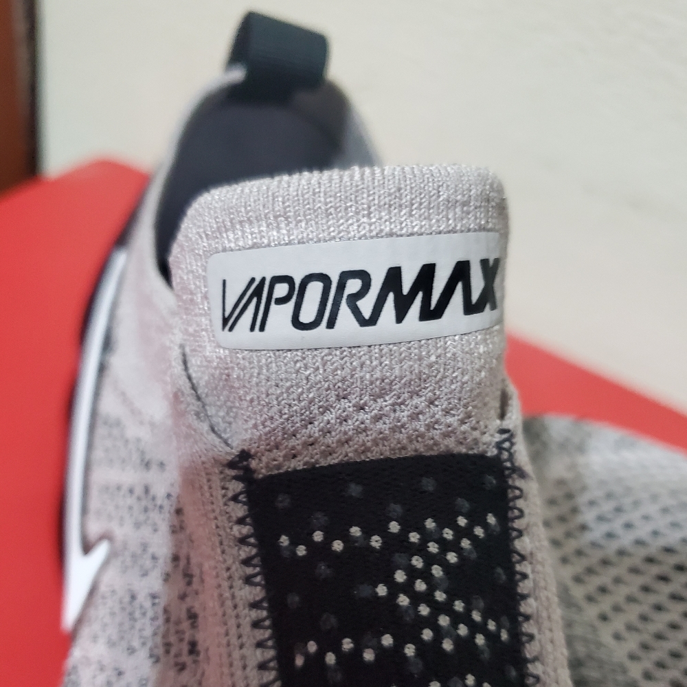 S O L D...Nike Air VaporMax Moc 2 Moon Particle - Picture 13 of 13